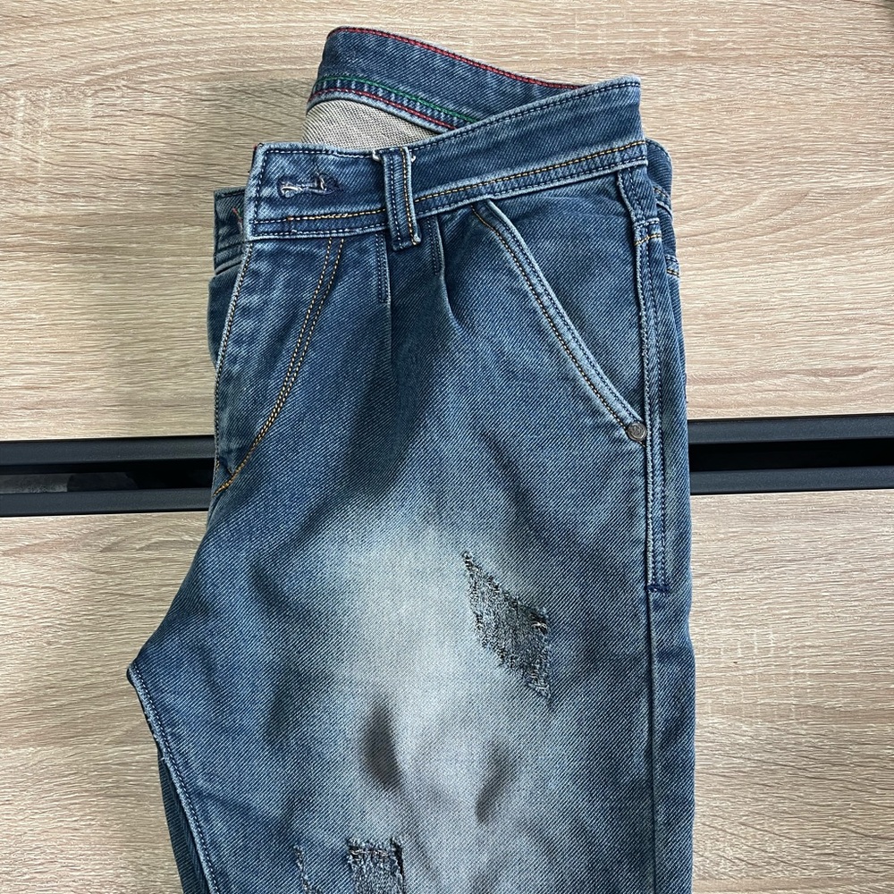 DIESEL CARROT CUT JEANS 29x28